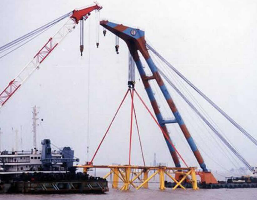 巨力吊装带吊装800t海上钻井平台